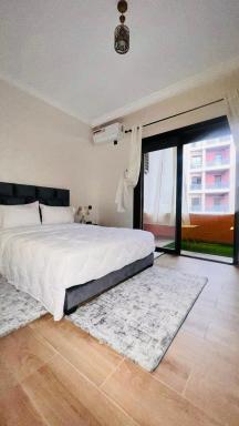 Luxury apartment Gueliz (2 min walk from Train Station) - Hizvo