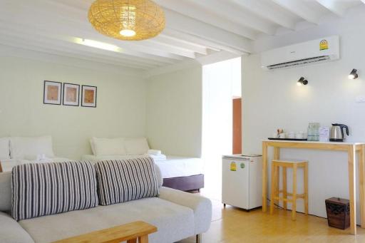 UDEE Cozy Hotel - Housity