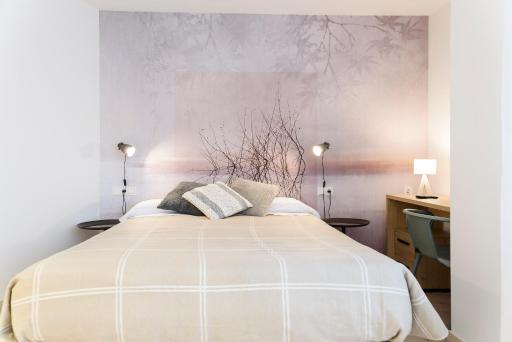 APARTHOTEL SALBURUA - Housity