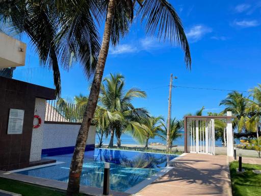 Casa entera con vista al mar - Housity