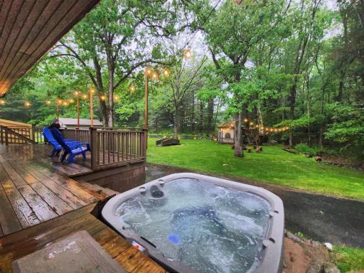 Hot Tub Playhouse Game Room BBQ Firepit Self check In - Housity