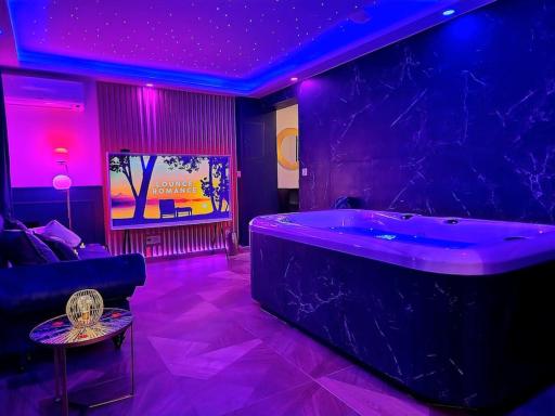 Nouveauté Escapade Romantique Jacuzzi privatif - Housity