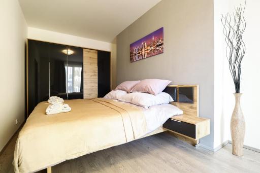 Apartments / 10 min from center / O2 ARENA - Housity