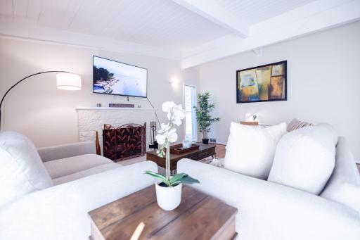 @ Marbella Lane - Modern Rustic Cabin Design Home - Housity