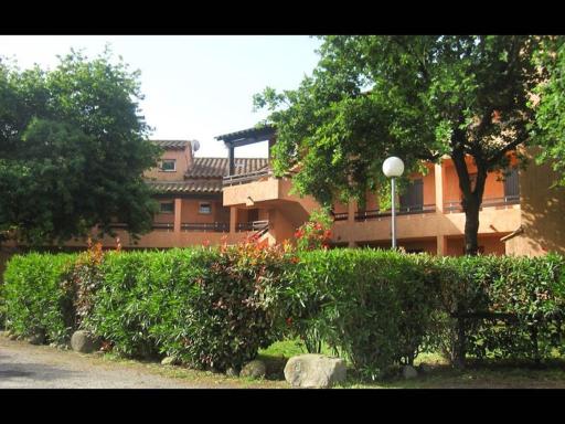 Apartment for 8 people with 2 bathrooms, on the sea - Housity