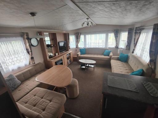 BUTLINS SKEGNESS, 3 Beds, Pet Friendly - The Paddock - Housity