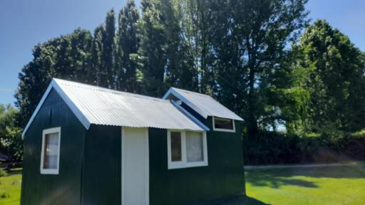Tiny Green House - Housity