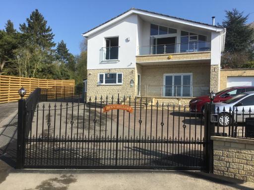 Bens Hollow with hot tub - Housity