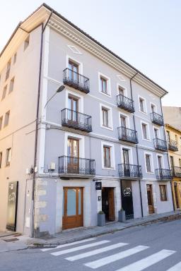 Hotel Cims de Camprodon - Housity