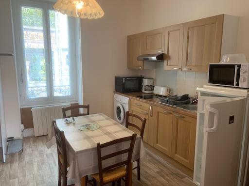 Appartement Mont-Dore, 2 pièces, 4 personnes - FR-1-415-121 - Housity