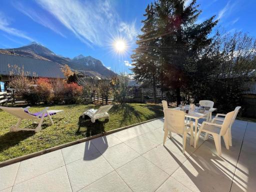 Duplex 4P 90m², 3 SDB, jardin/terrasse sud, parking privé - Briançon - FR-1-330C-138 - Housity