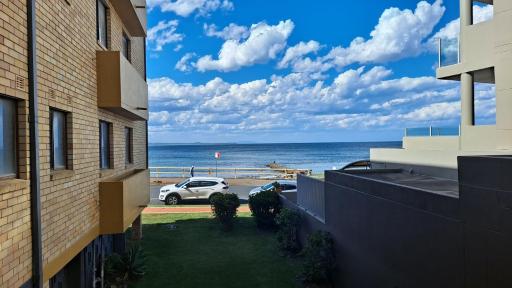 Hibiscus Court 1 Forster Main Beach - Housity