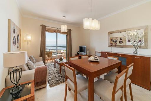 Ajuda III by An Island Apart - Housity