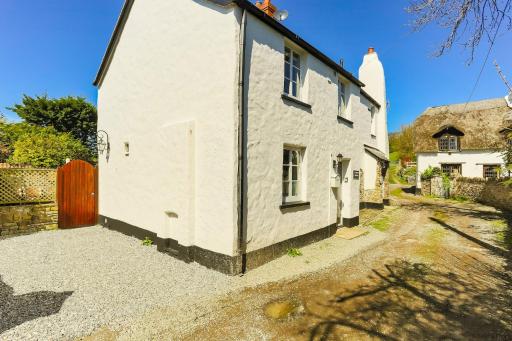 CROYDE VICTORIA COTTAGE 2 Bedrooms - Housity