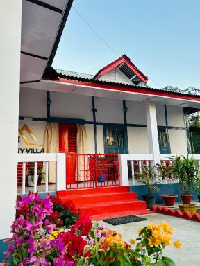 Sunny Villa - Housity