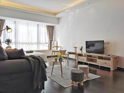 Yussy Muji Style Studio in the City Centre - Housity