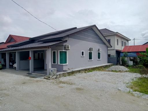 Tasik Biru Homestay - Housity