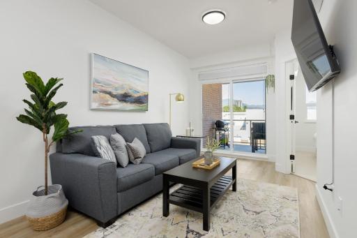 Newly Built 1 BD-Condo Centrally Located-Poco - Housity