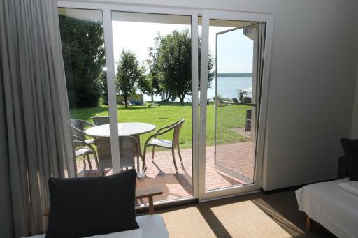 Design-Wohnung am Plöner See - Housity