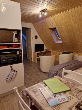 la maison des fleurs studio - Housity