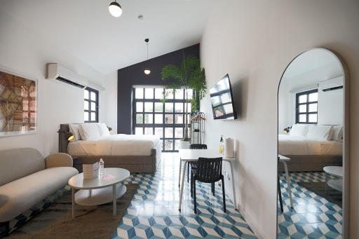 Stunning Loft in Santa Ana - Housity