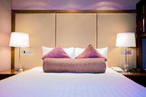 Sandman Signature London Gatwick Hotel - Housity