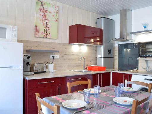 Studio rénové au Cap d'Agde : 4 couchages, clim, proche plage et port, parking à proximité - FR-1-249-351 - Housity