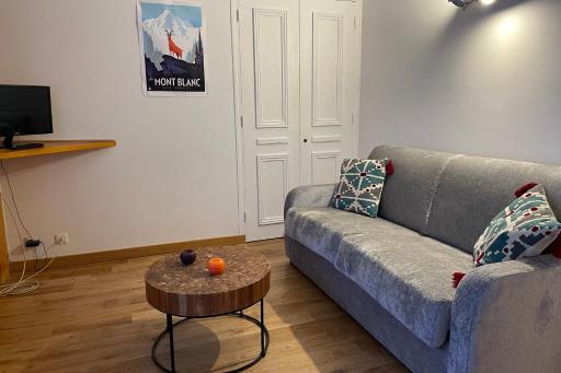 Studio With Balcony In Chamonix - Housity