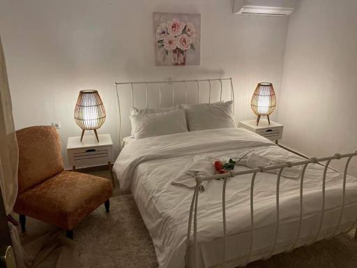 Rock House Villa - Housity