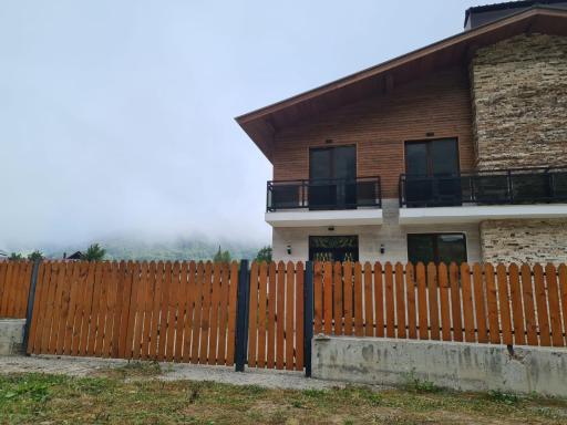 COTTAGE Q & I - Housity