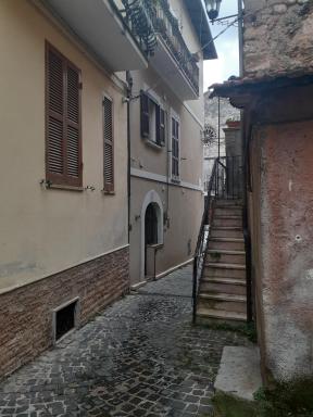 Casa nel vicoletto - Housity