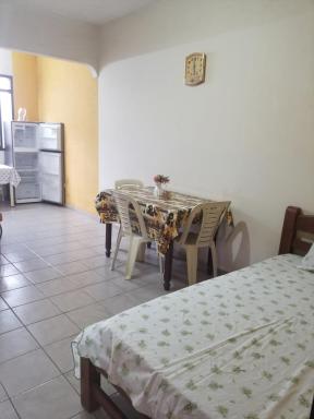 Centrico, cómodos y ecónomicos Departamentos, monoambientes completos y cuartos - Housity