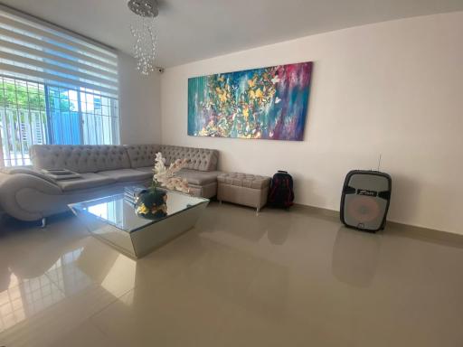 HABITACION PARA 3 PERSONAS BAÑO PRIVADO - Housity
