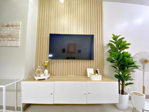 Suite De Padua at S Residences MOA - Housity