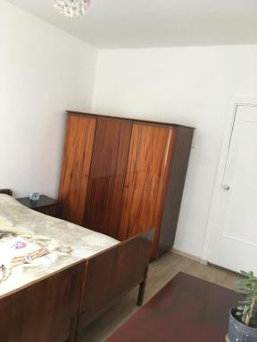 Отдельная комната с общей кухней, ванной, туалетом - Housity