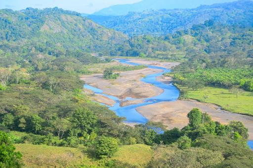 Habitación a 26 kilómetros de Jaco, Tulin Azul - Housity