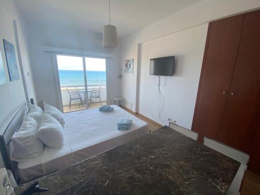 Alex Beach Apartment 33 - Housity