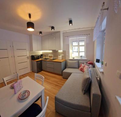 Apartament przy deptaku - Housity