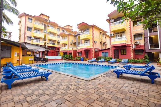 FabExpress Park Avenue With Pool, Calangute Beach - Housity