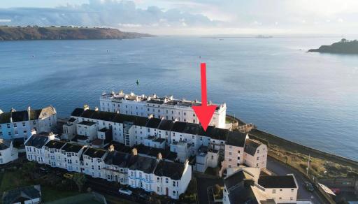 Apartment on The Hoe & Coastal Path with Free Parking - Housity