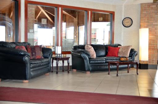 Baymont by Wyndham Port Huron - Housity