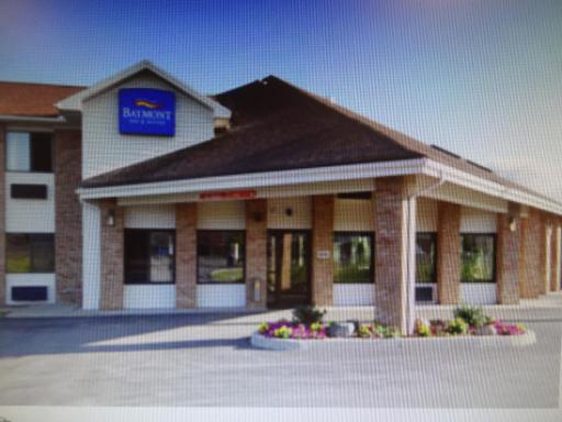 Baymont by Wyndham Port Huron - Housity
