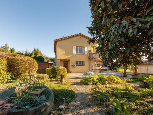 Apartment Le Néflier by Interhome - Housity