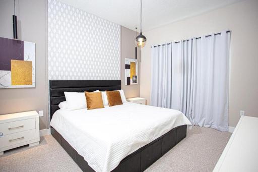 Themed rooms, close to Disney, spacious! - Housity