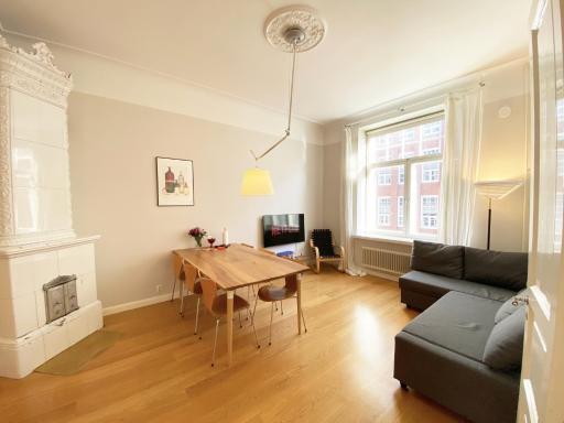 City center 2BR 81m2 Nordic design in Jugend house - Housity