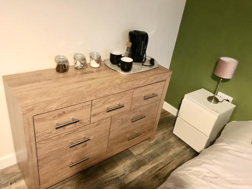 27 William Jessop Way Bristol BS13 0RL - Housity