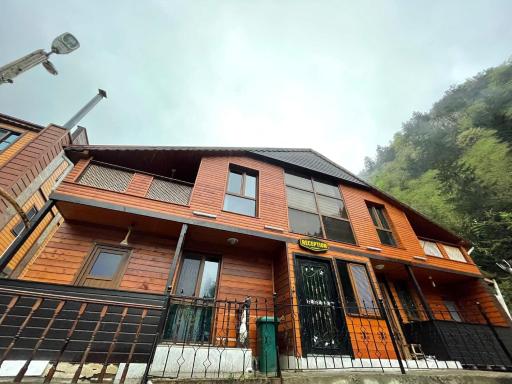 Uzungol Family Rooms - Housity