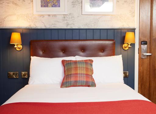 Castle Hotel by Chef & Brewer Collection - Housity