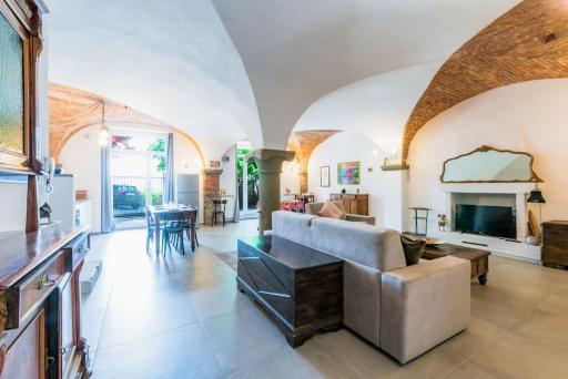 Casa Ipogea Elegant Apt 2 bathroom wifi - Housity