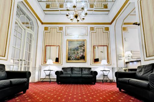 Hotel Viktoria Schönbrunn - Housity